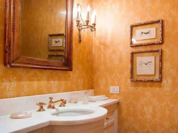 Elegant Villa with Pool near Lake Como, Lombardy