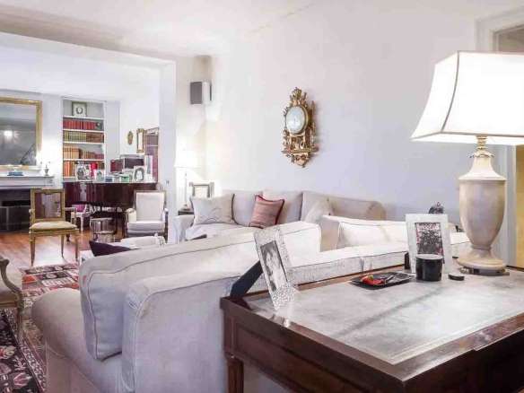 Elegant Villa with Pool near Lake Como, Lombardy