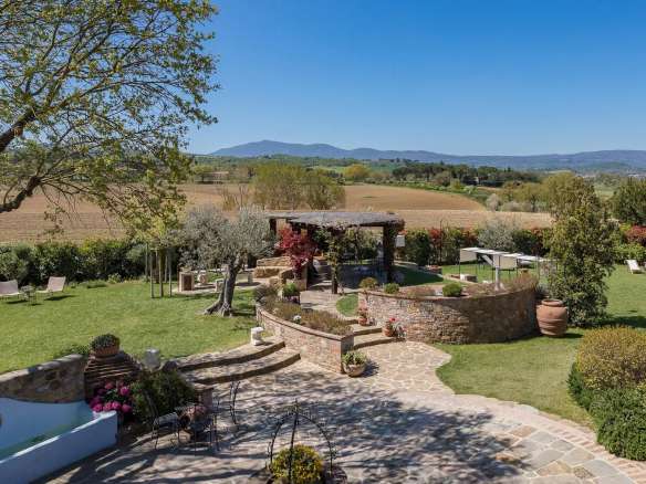 Casale rustico in Città della Pieve, Umbria