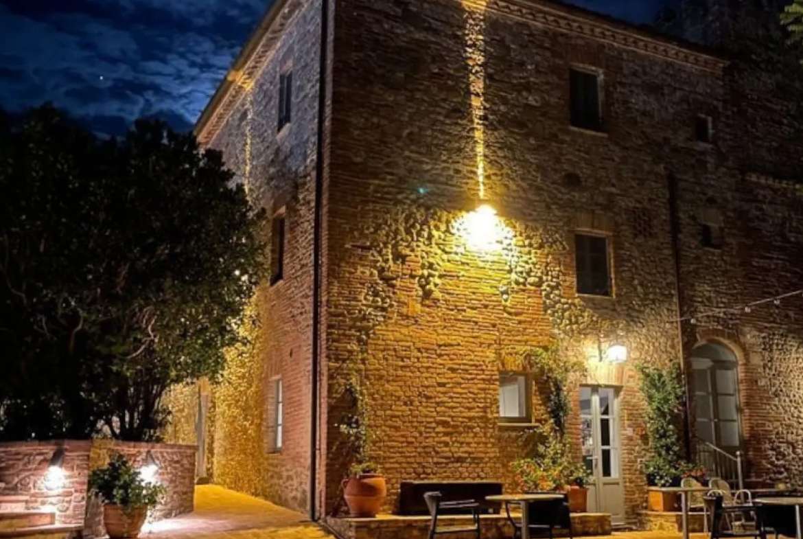 Casale rustico in Città della Pieve, Umbria