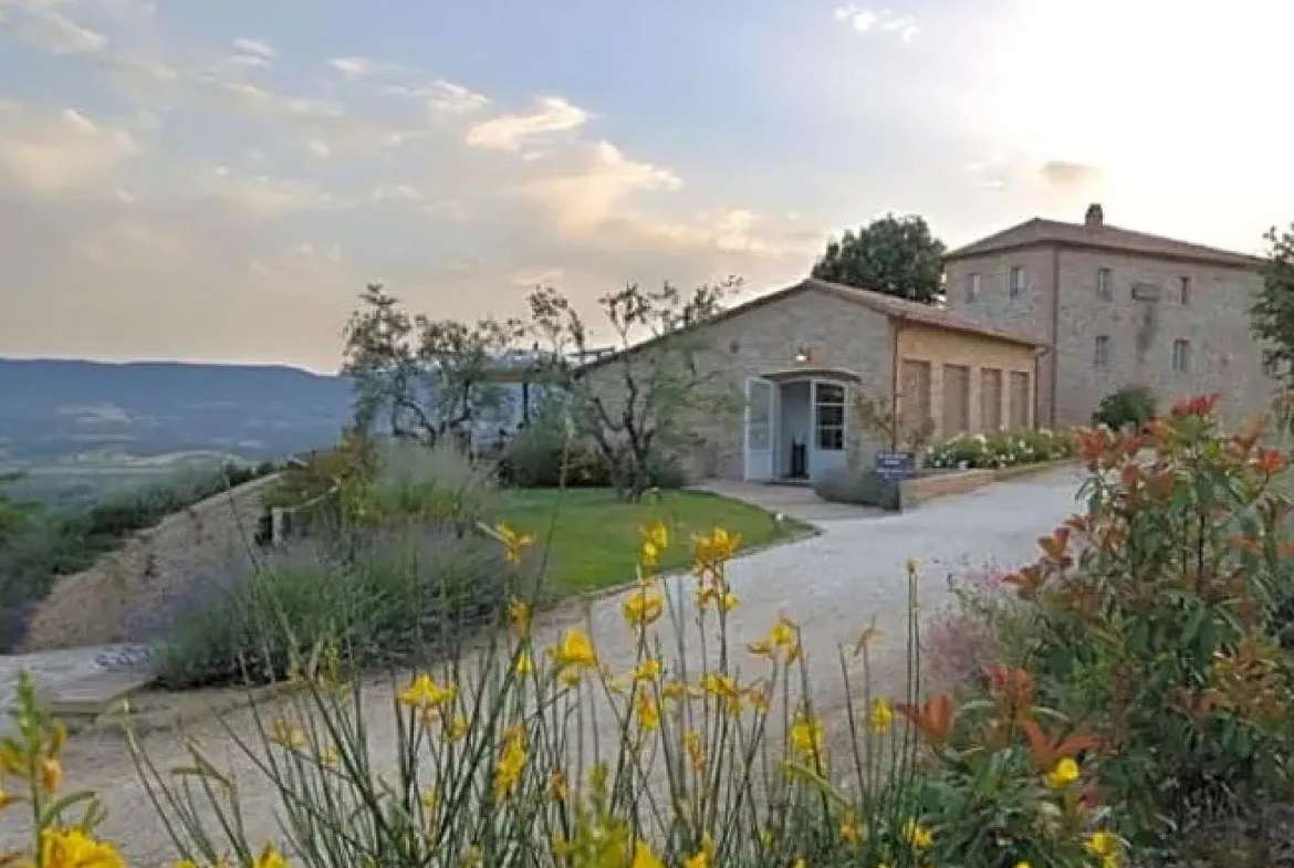 Casale rustico in Città della Pieve, Umbria