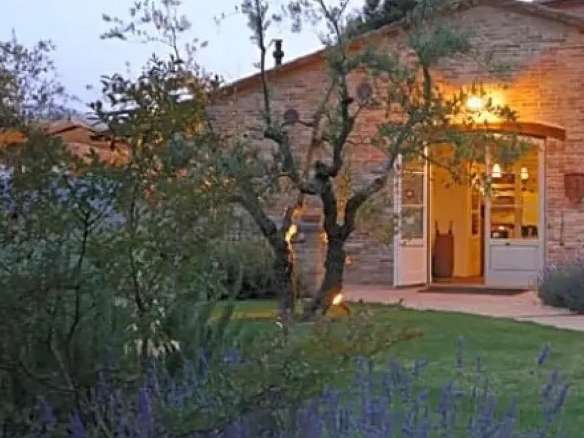 Casale rustico in Città della Pieve, Umbria