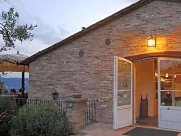 Casale rustico in Città della Pieve, Umbria
